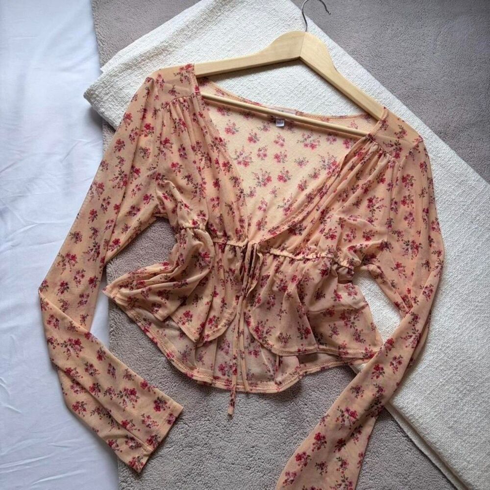 Live in the Moment | size L | sheer mesh pink floral blouse
